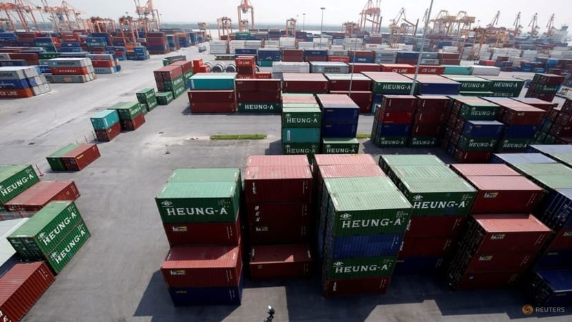 Trong bối cảnh khó khăn do dịch COVID-19, xuất khẩu đã trở thành một trong những điểm sáng của kinh tế Việt Nam (Ảnh: Reuters)