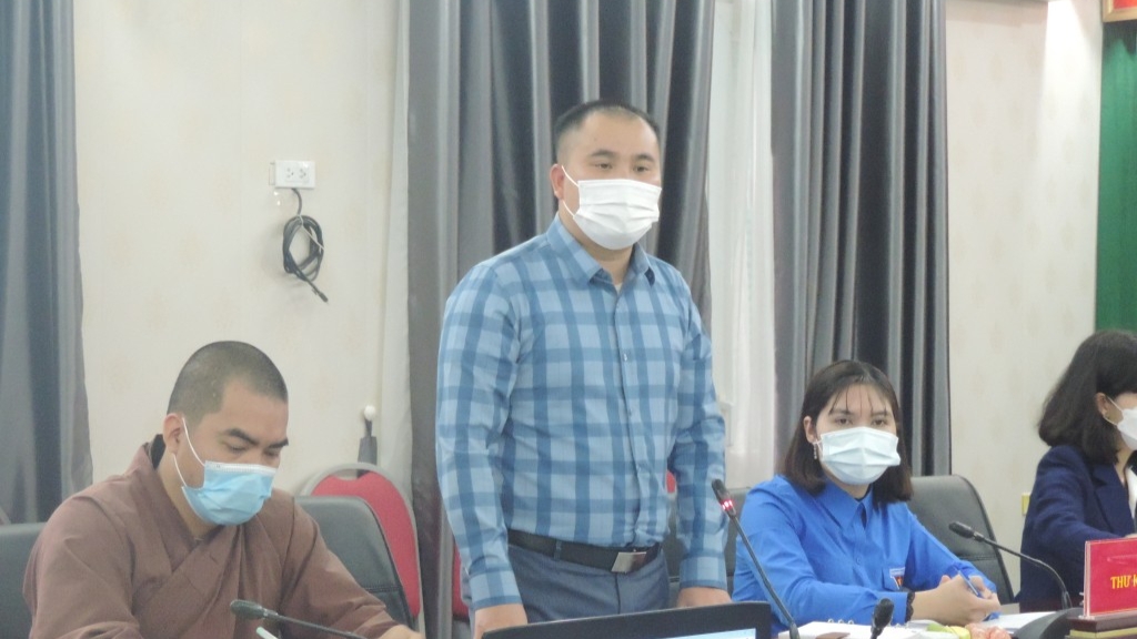 Đại biểu tham góp ý kiến tại hội nghị