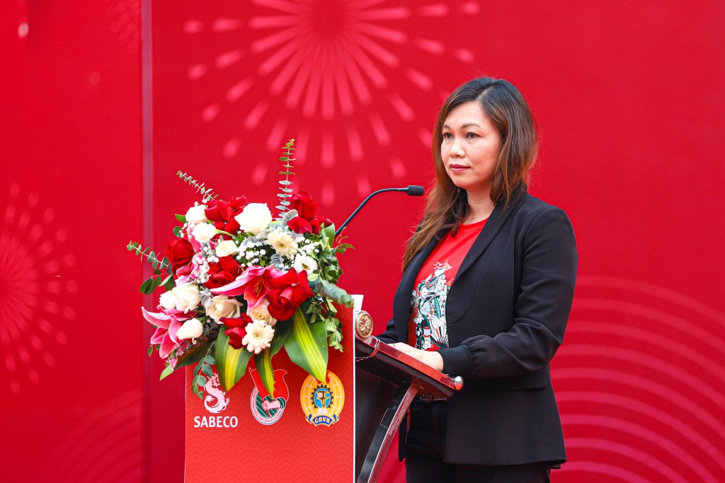 “Cùng nhau làm nên Tết” trao tặng 500 phần quà ý nghĩa đến công nhân lao động khó khăn “Cùng nhau làm nên Tết” trao tặng 500 phần quà ý nghĩa đến công nhân lao động khó khăn