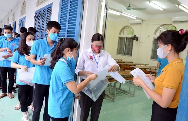 Đề xuất học sinh mắc COVID-19 đang cách ly tại nhà được dự thi tốt nghiệp THPT