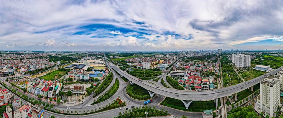Tình hình kinh tế - xã hội tiếp tục khởi sắc và đạt nhiều kết quả tích cực
