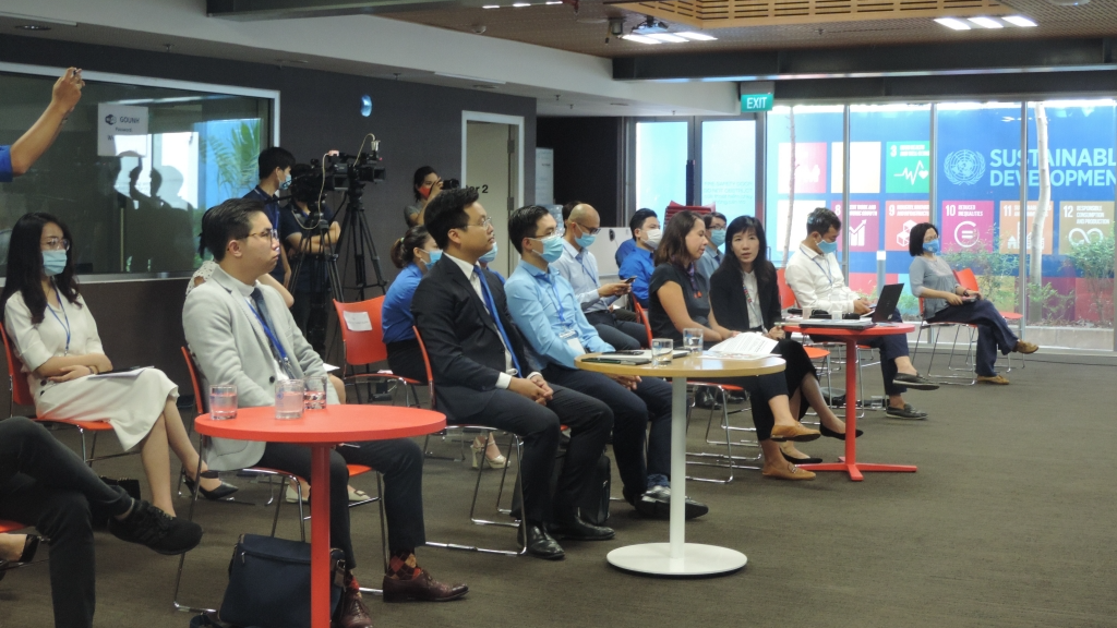 Các đại biểu tham dự chương trình Các đại biểu tham dự chương trình