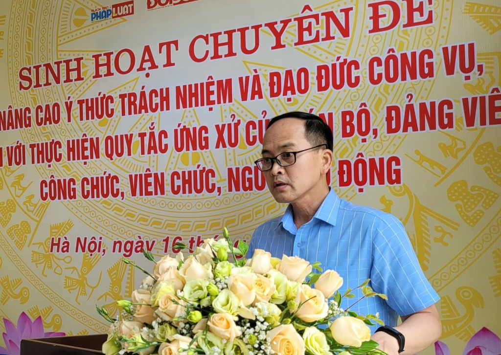 đồng chí Nguyễn Đức Tuấn, Phó Bí thư Đảng uỷ, Chủ nhiệm Uỷ ban Kiểm tra Đảng ủy Thành đoàn Hà Nội phát biểu định hướng