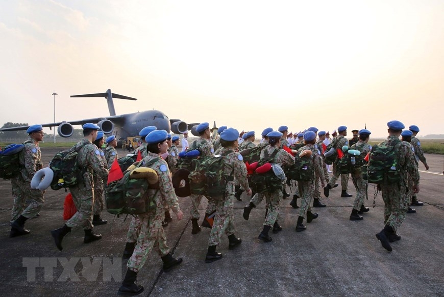 Trong lĩnh vực gìn giữ hòa bình Liên hợp quốc, đến nay, Việt Nam đã cử gần 250 lượt sĩ quan quân đội làm nhiệm vụ tại các Phái bộ gìn giữ hòa bình ở Nam Sudan, Cộng hòa Trung Phi và tại Trụ sở LHQ (Ảnh: TTXVN)