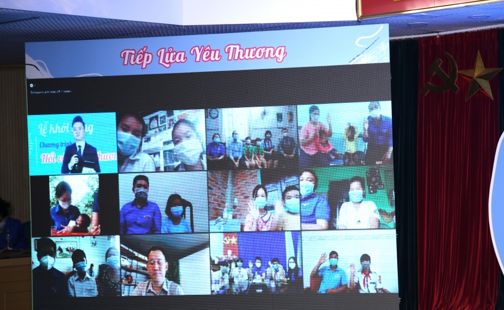 Một số hình ảnh về trẻ em mồ côi, khó khăn
