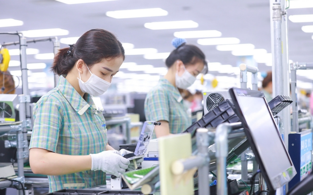 Thành phố cũng có nhiều chính sách hỗ trợ người lao động, người sử dụng lao động, đào tạo lao động cho các cơ sở kinh doanh gặp khó khăn do ảnh hưởng của dịch bệnh Covid-19