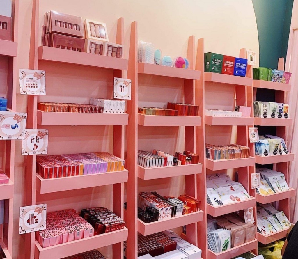 Pink Plus Cosmetic là tâm huyết của cô gái trẻ 9X Lê Lan Phương