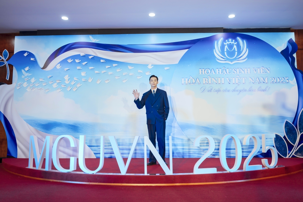Vũ Linh: Hoa hậu sinh viên hòa bình cần trí tuệ và lòng nhân ái