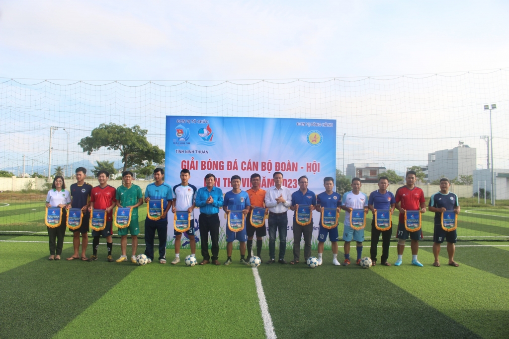 Ninh Thuận tổ chức giải bóng đá Cán bộ Đoàn – Hội lần thứ VII