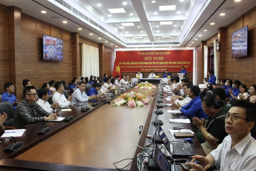 UBND tỉnh Ninh Thuận tổ chức hội nghị đối thoại giữa lãnh đạo tỉnh với đoàn viên, thanh niên