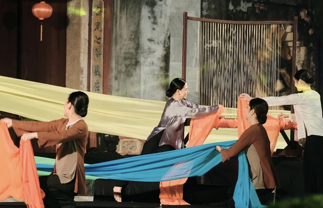 Lụa tơ tằm truyền thống Quảng Nam trên hành trình khôi phục lại thương hiệu