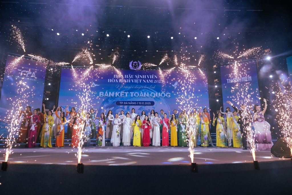 36 thí sinh xuất sắc nhất được chọn bước vào vòng chung kết. 36 thí sinh xuất sắc nhất được chọn bước vào vòng chung kết.