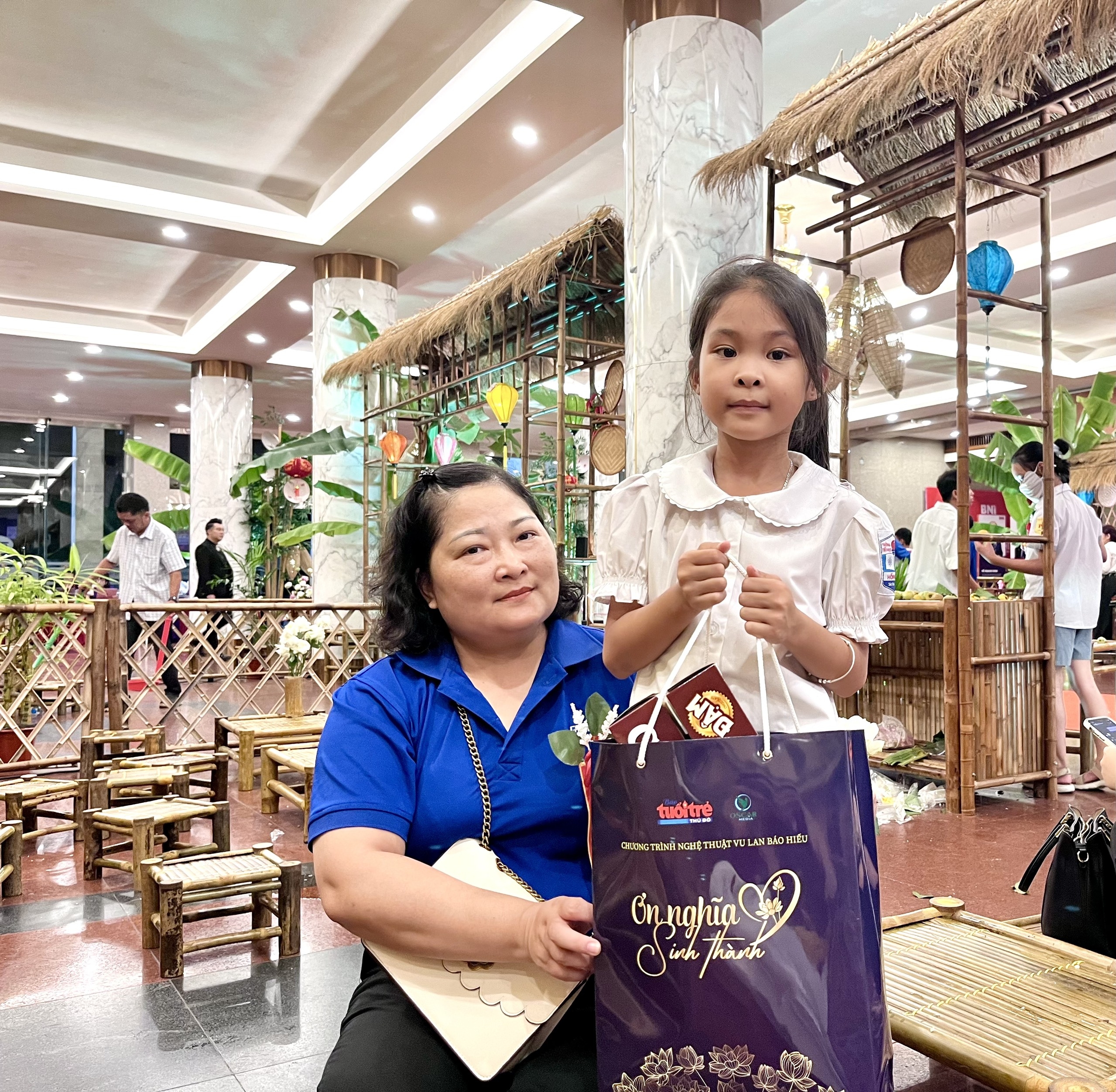 Mùa Vu Lan nghĩ về chữ hiếu