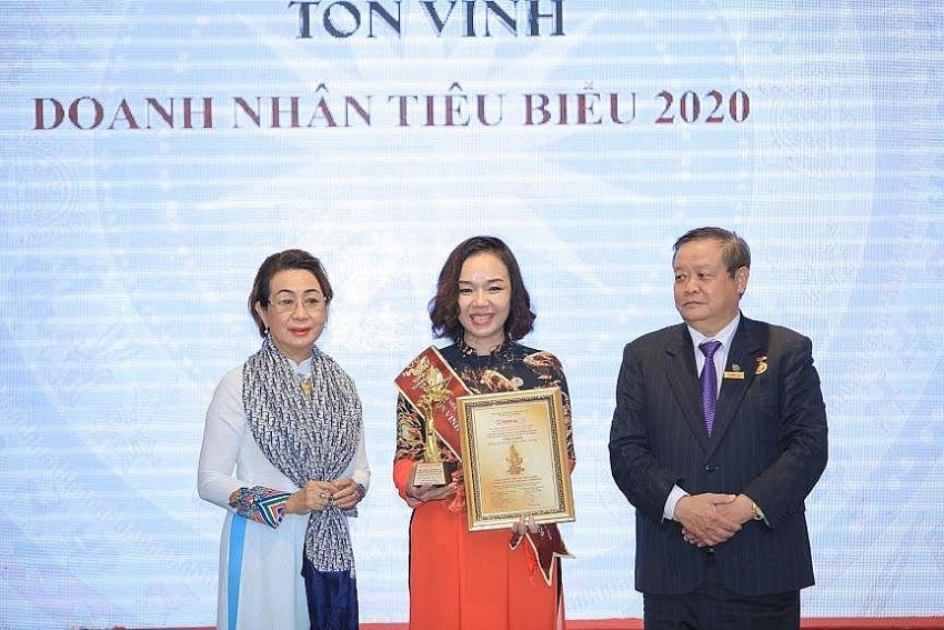 CEO Thao Giang được tôn vinh Doanh Nhân tiêu biểu 2020