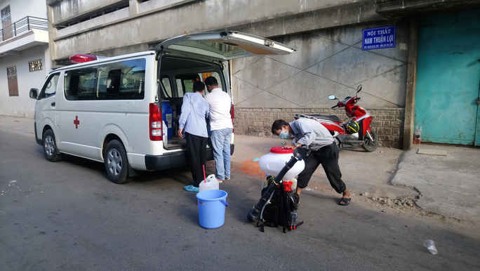 Covid-19: Ca bệnh thứ 34 khai báo nhỏ giọt, Bộ Y tế vào Bình Thuận - Ảnh 4. Covid-19: Ca bệnh thứ 34 khai báo nhỏ giọt, Bộ Y tế vào Bình Thuận - Ảnh 4.