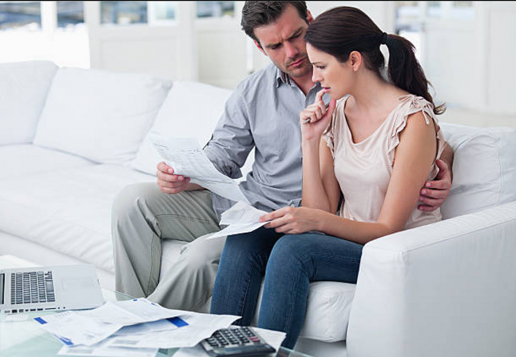 Tiền bạc phân minh, ái tình dứt khoát