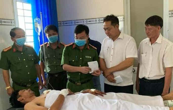 Bộ trưởng Tô Lâm gửi Thư khen Công an viên dũng cảm bắt trộm Bộ trưởng Tô Lâm gửi Thư khen Công an viên dũng cảm bắt trộm