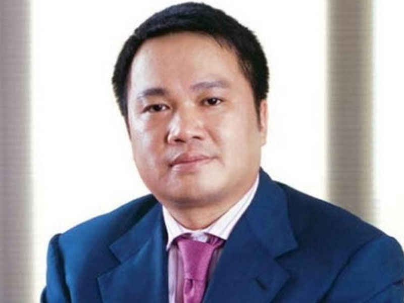 Tỷ phú Hồ Hùng Anh