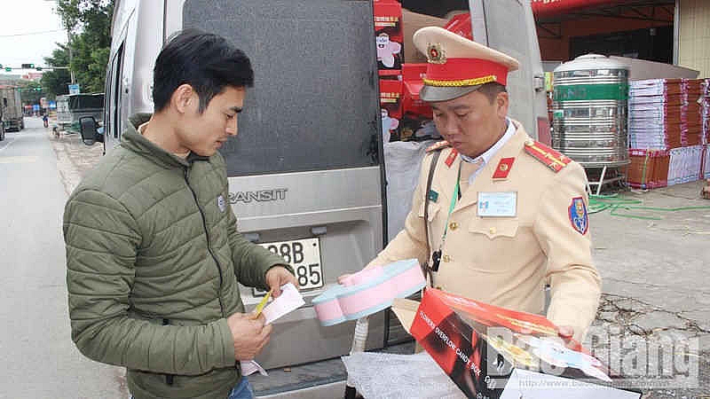 Bắc Giang xử lý gần 2.000 trường hợp vi phạm nồng độ cồn