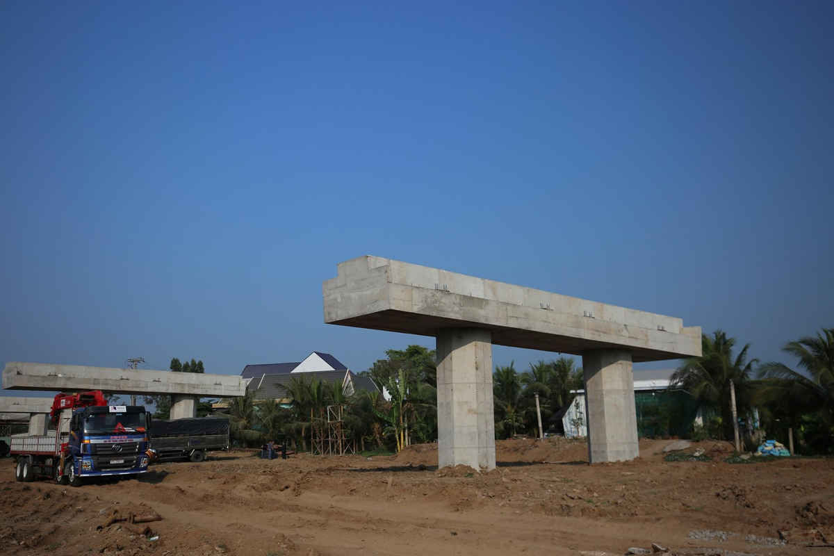 Một đoạn đang thi công của dự án cao tốc Trung Lương - Mỹ Thuận