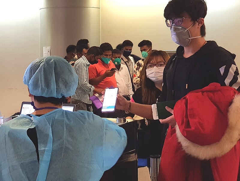 Sở Y tế TP.HCM chỉ đạo khẩn về tổ chức cách ly người nhập cảnh