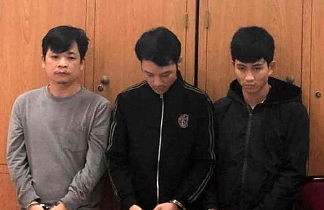 Khởi tố vụ án lắp đặt camera quay lén trong khách sạn để tống tiền