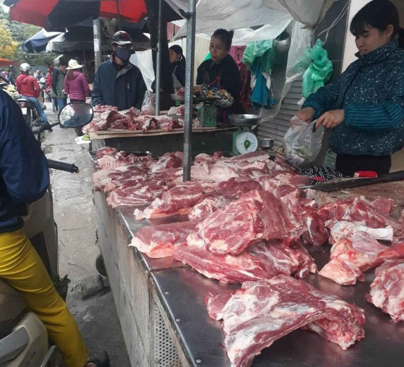 Kiến nghị đưa thịt lợn vào mặt hàng bình ổn giá kien nghi dua thit lon vao mat hang binh on gia