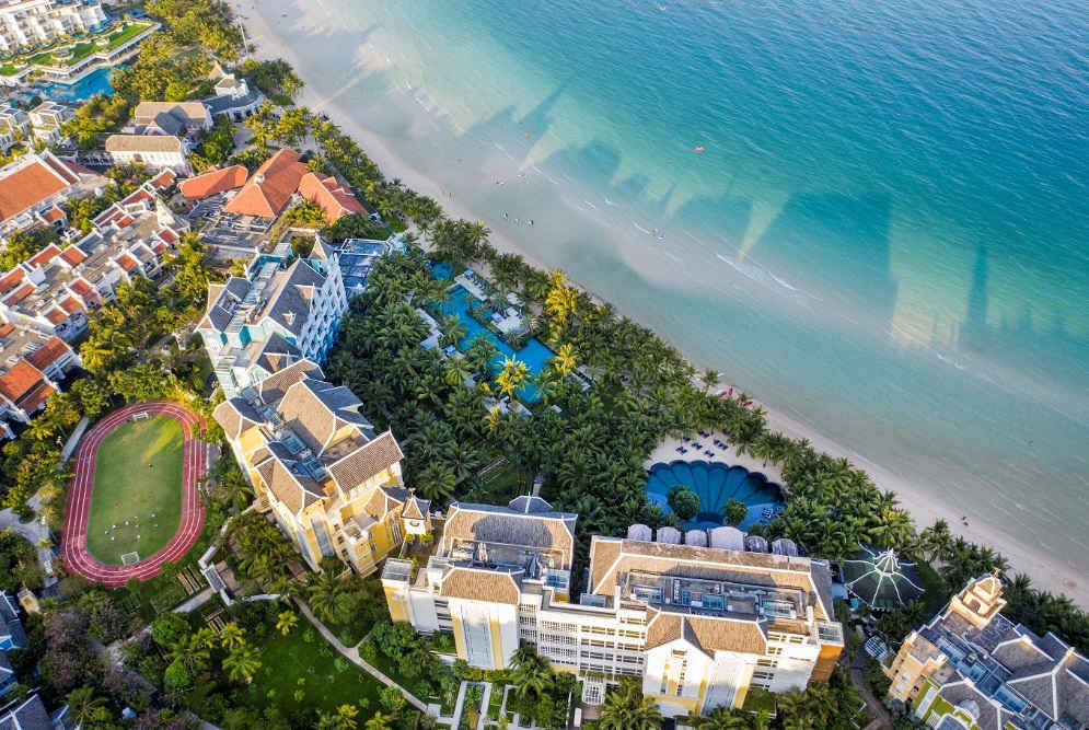 Giàu sang như cuộc sống trên đảo du lịch - 2
