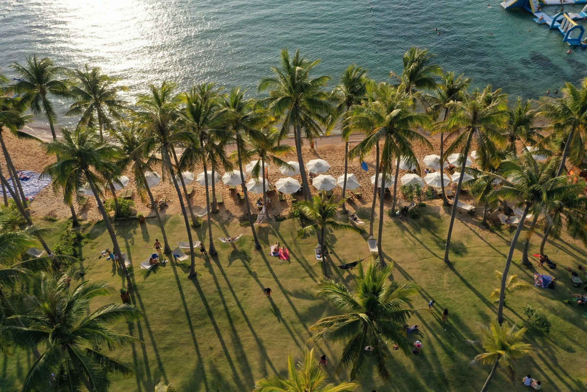 Giàu sang như cuộc sống trên đảo du lịch - 3