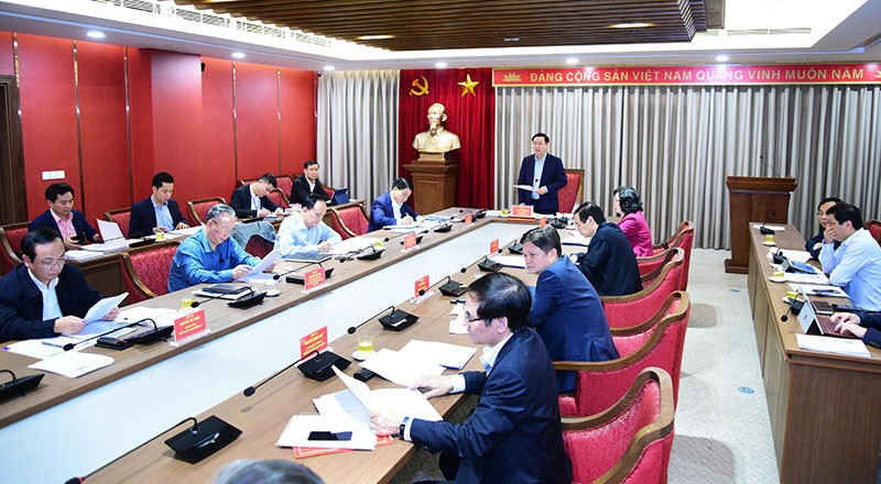 Bí thư Thành ủy Hà Nội: Giải quyết dứt điểm các vụ việc cũ nhưng không để phát sinh vụ việc mới bi thu thanh uy ha noi gan viec giai quyet vu viec phuc tap voi quy hoach can bo cac cap