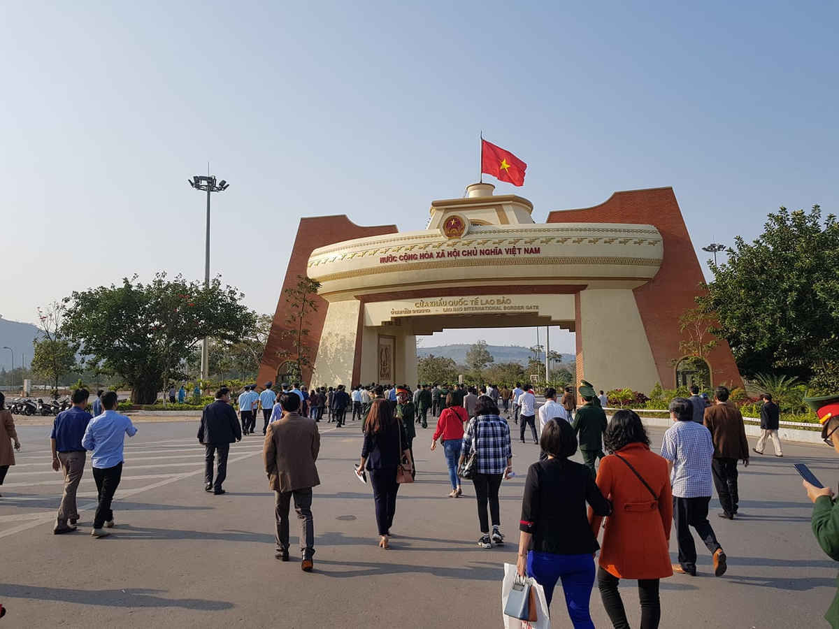 Cách ly toàn bộ người nhập cảnh qua 2 cửa khẩu quốc tế - 3 Cách ly toàn bộ người nhập cảnh qua 2 cửa khẩu quốc tế - 3