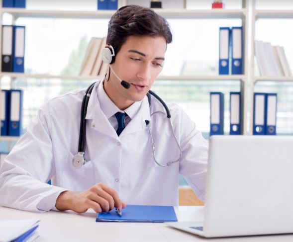 Công ty bảo hiểm gia tăng quyền lợi khách hàng với tổng đài tư vấn 24/7