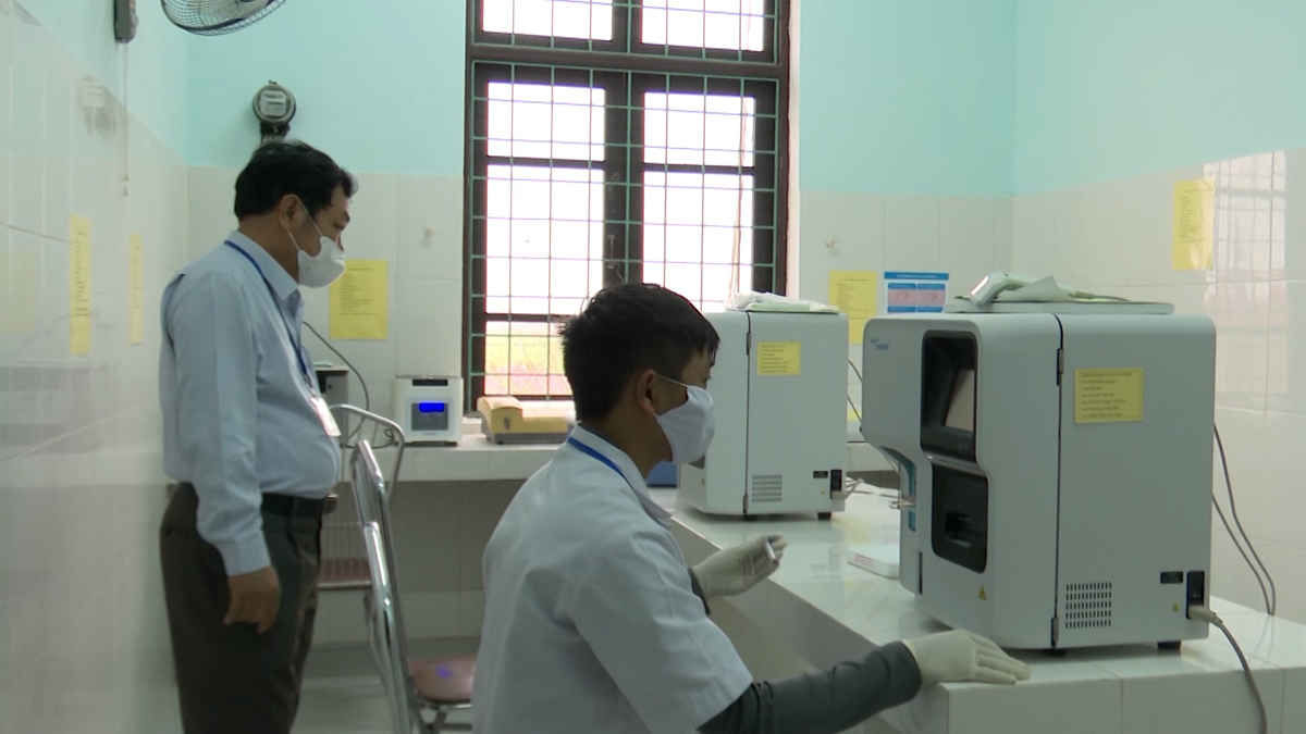 Quảng Bình: Rút giấy phép hàng loạt phòng khám thuộc Trung tâm y tế - 3 Quảng Bình: Rút giấy phép hàng loạt phòng khám thuộc Trung tâm y tế - 3