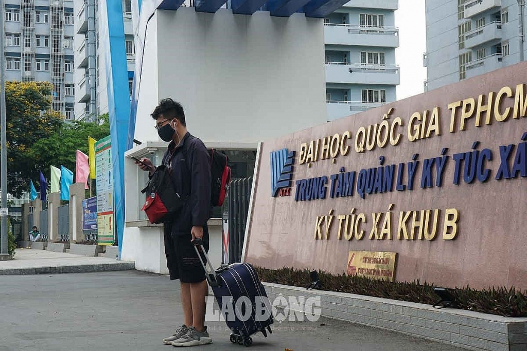Dùng ký túc xá làm khu cách ly: Bảo quản tài sản sinh viên thế nào?
