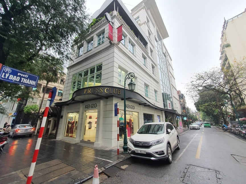 Khách hàng đang có nguy cơ “mất trắng” từ việc huy động vốn tại Dự án Quần thể du lịch - tài chính quốc tế Venus Cát Bà - Hạ Long khach hang dang co nguy co mat trang tu viec huy dong von tai du an quan the du lich tai chinh quoc te venus cat ba ha long