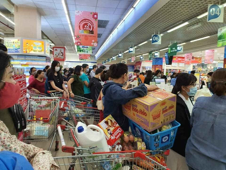 Nhiều siêu thị ở Đà Nẵng đảm bảo nguồn hàng phục vụ nhu cầu tiêu dùng. Ảnh: N. P Đà Nẵng: Chuẩn bị hàng hóa thiết yếu phòng chống dịch Covid-19
