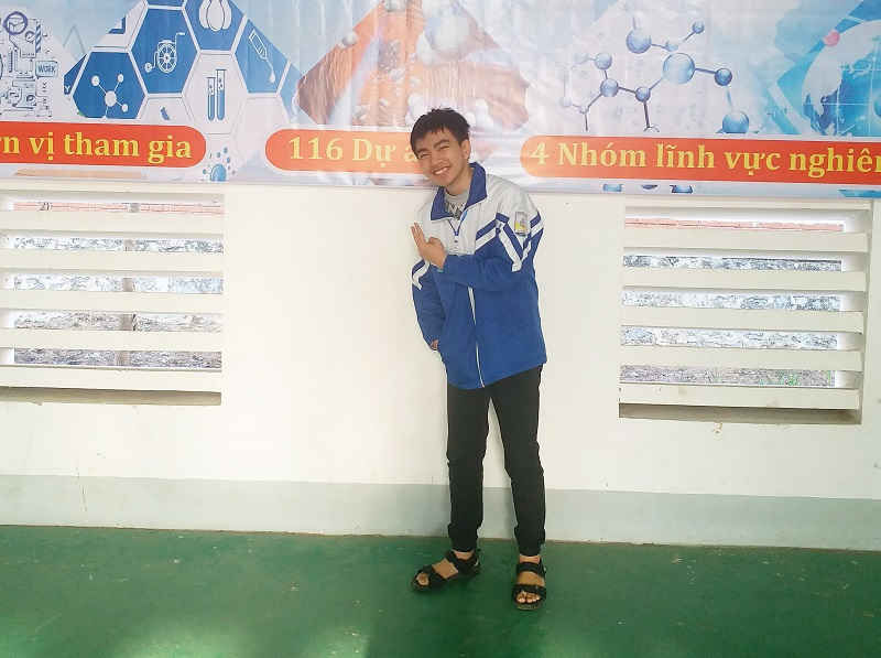 17 tuổi sáng chế robot hỗ trợ điều trị tự kỷ, website học trực tuyến - 2 17 tuổi sáng chế robot hỗ trợ điều trị tự kỷ, website học trực tuyến - 2