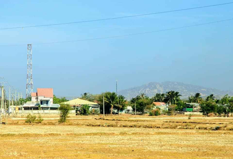 Ấm áp tình người ở khu cách ly Văn Lâm 3 - 1 Ấm áp tình người ở khu cách ly Văn Lâm 3 - 1