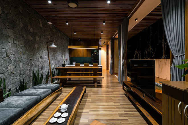 Ng&ocirc;i nh&agrave; c&oacute; cả một k&ecirc;nh nước b&ecirc;n trong chống n&oacute;ng - Ảnh 3.