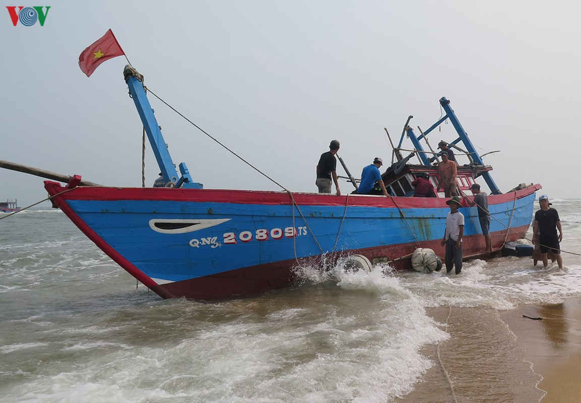 cua song boi lap khien ngu dan quang ngai bat an hinh 1