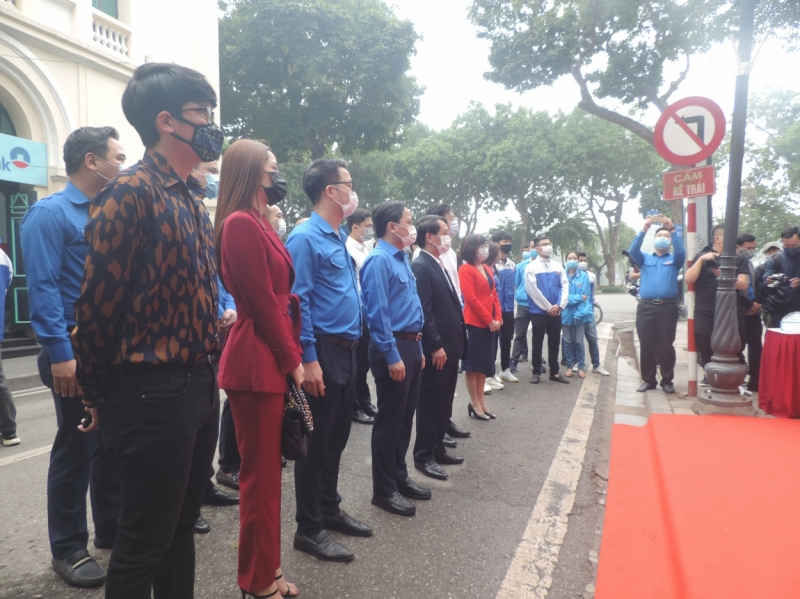 C&aacute;c vị địa biểu tham dự chương tr&igrave;nh