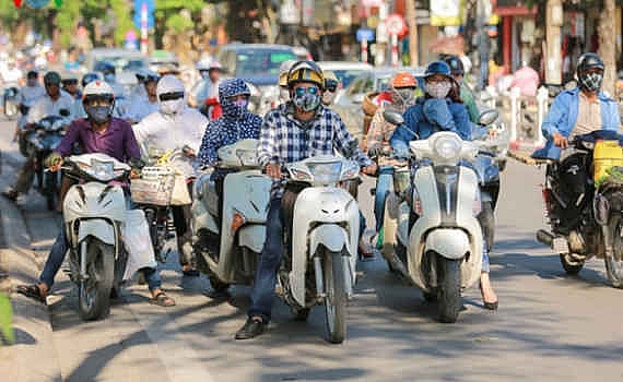 Dự báo thời tiết hôm nay 25/3: Bắc Bộ có mưa dông, Nam Bộ nắng nóng cao độ