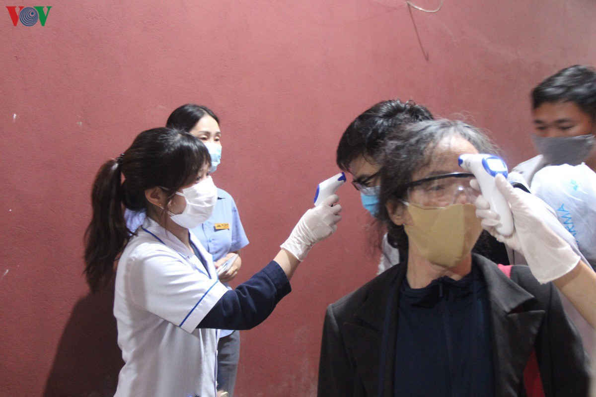 hang tram sinh vien y duoc hue o tuyen dau chong dich covid-19 hinh 3