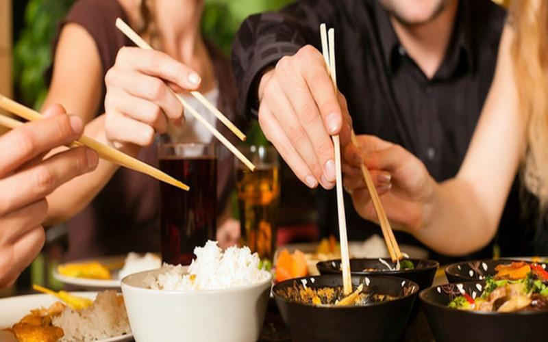 Bố mẹ cần lưu &yacute; những điều n&agrave;y để kh&ocirc;ng trở th&agrave;nh trung gian l&acirc;y bệnh cho con - 3