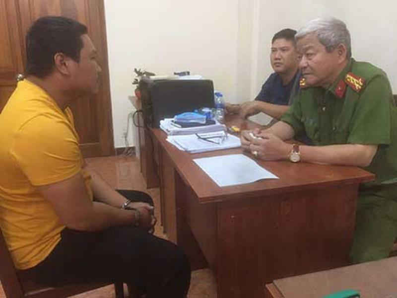 Sư thầy v&agrave; nữ phật tử chết trong ch&ugrave;a: Trục vớt tang vật từ cống tho&aacute;t nước - 2