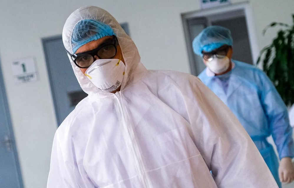 Bệnh nh&acirc;n thứ 167 mắc Covid-19 di chuyển li&ecirc;n tục qua 5 tỉnh, th&agrave;nh phố - 1