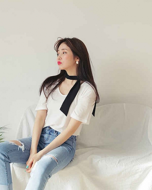 Gợi ý lên đồ từ áo phông đơn giản mà sang chảnh hết nấc