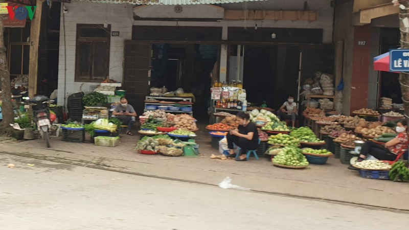 ngay dau tien thuc hien chi thi 15: nhieu hoat dong kinh doanh o yen bai van dien ra hinh 18