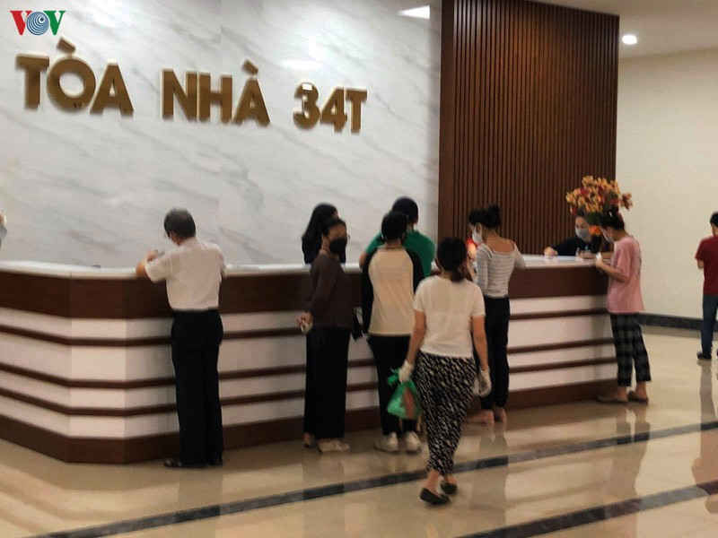 ha noi phong toa ca toa nha 34t vi co 1 nguoi nghi mac covid-19 hinh 5