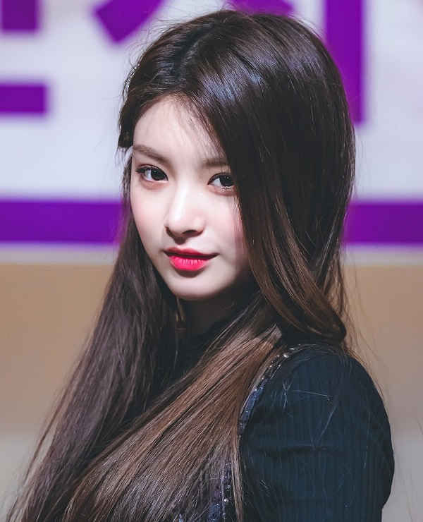 Tướng mặt của cô gái rất hợp gu với người đàn ông lớn tuổi, yêu hay cưới đều tốt đẹp viên mãn - Ảnh 2 Tướng mặt của cô gái rất hợp gu với người đàn ông lớn tuổi, yêu hay cưới đều tốt đẹp viên mãn - Ảnh 2